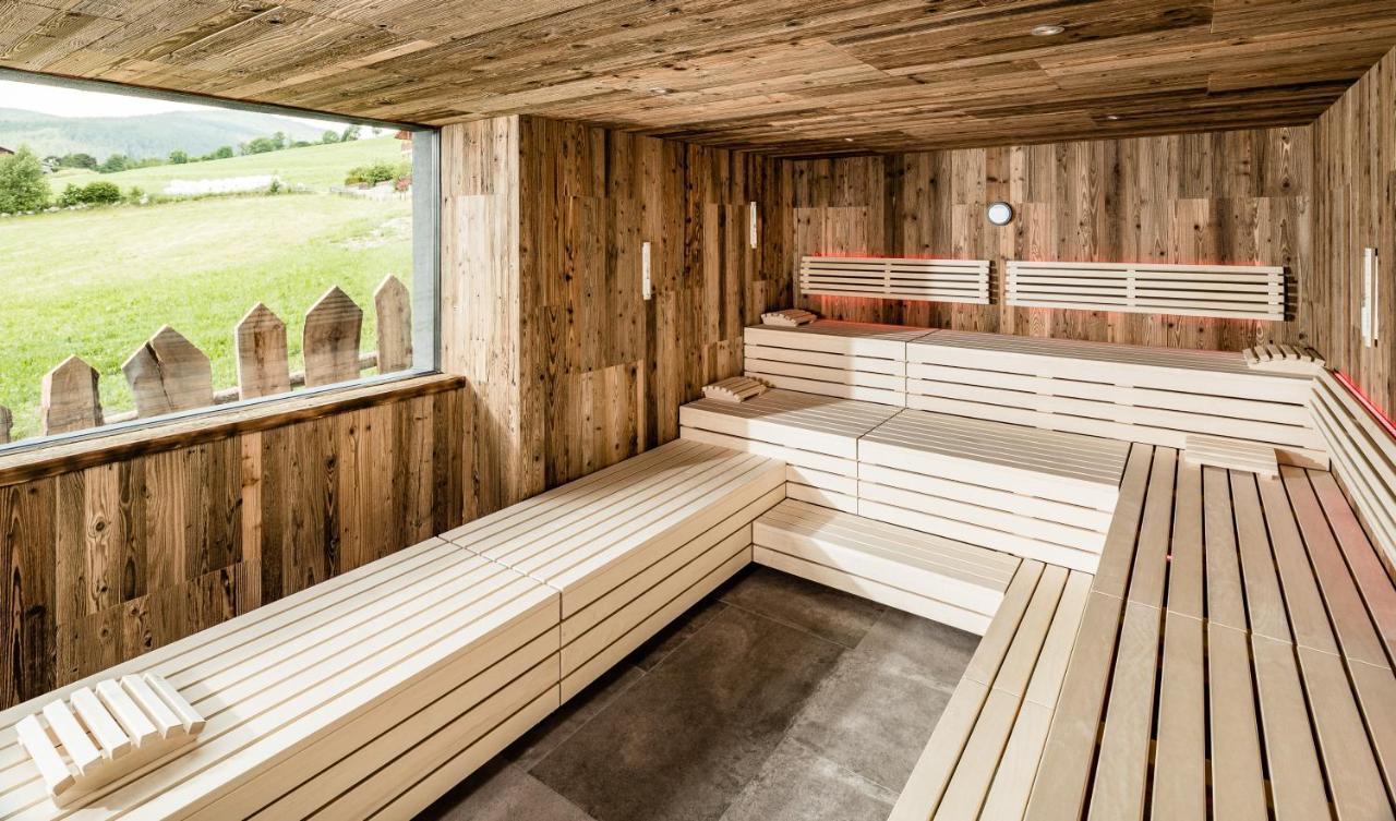 Sonnenberg Panorama Dolomites Wellbeing Maranza Exterior foto